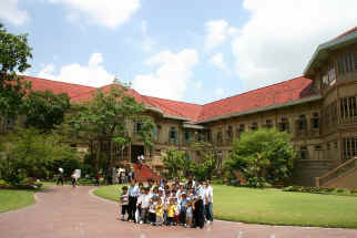 IMG_0262.JPG (117068 bytes)