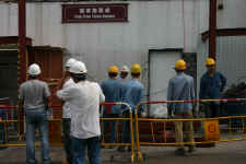 HKworkers.JPG (115254 bytes)