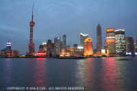 Pudong_night9.JPG (52181 bytes)