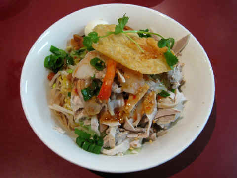 Hu-Tieu-Kho-2008.jpg (263750 bytes)